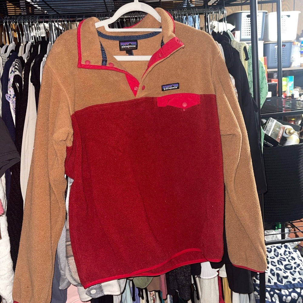 Large Patagonia Synchilla Pullover